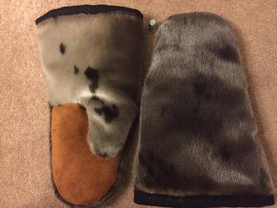 Sealskin travelling mitts 3