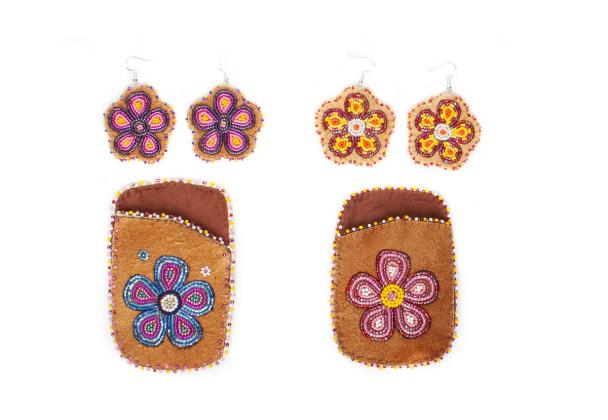 Beaded card holder and earrings on moosehide