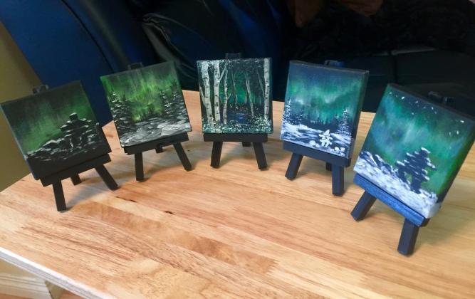 Glow in the dark minitures