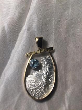 Pendant  with reticulated silver, 18K gold and Aquamarine