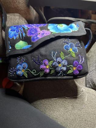 Tufted purse hand bag