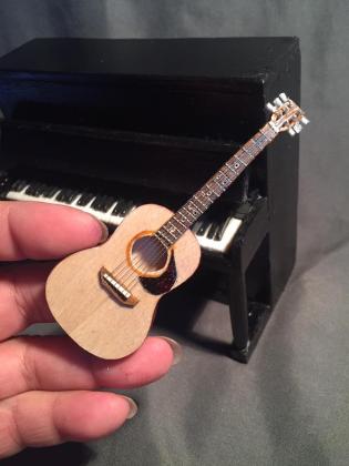 miniature-guitar.jpg