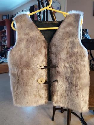 Kids sealskin vest