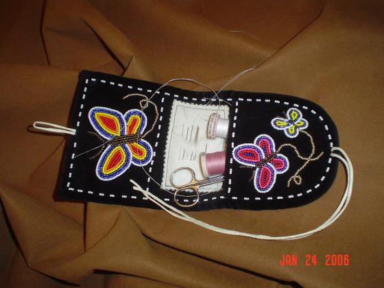 Women's Sewing Needle Case