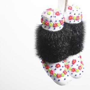 Hanging mini moccasins (2)